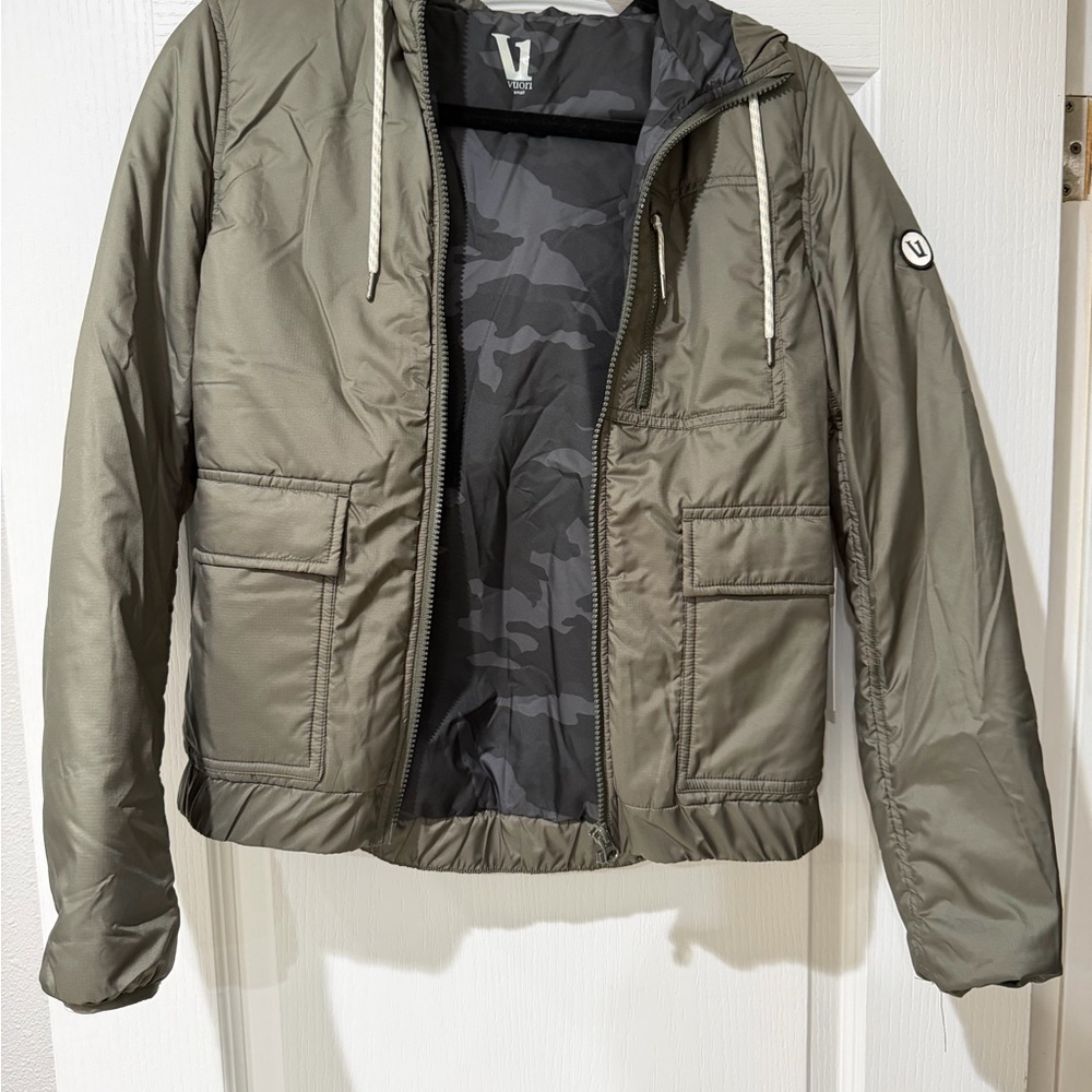 Vuori women’s Tahoe Olive Green Jacket